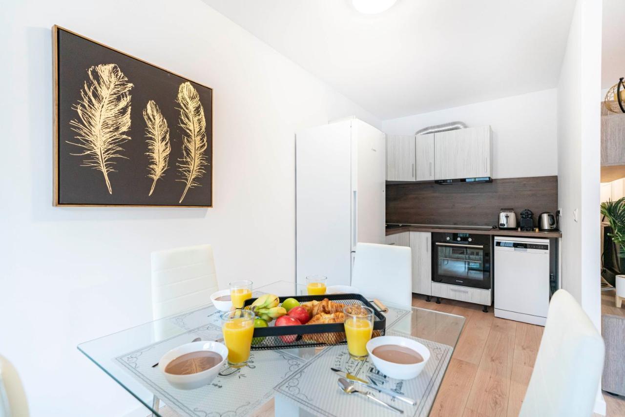 Appartement Neuf - Proche Mer Et Centre-Ville - Ac マントン エクステリア 写真